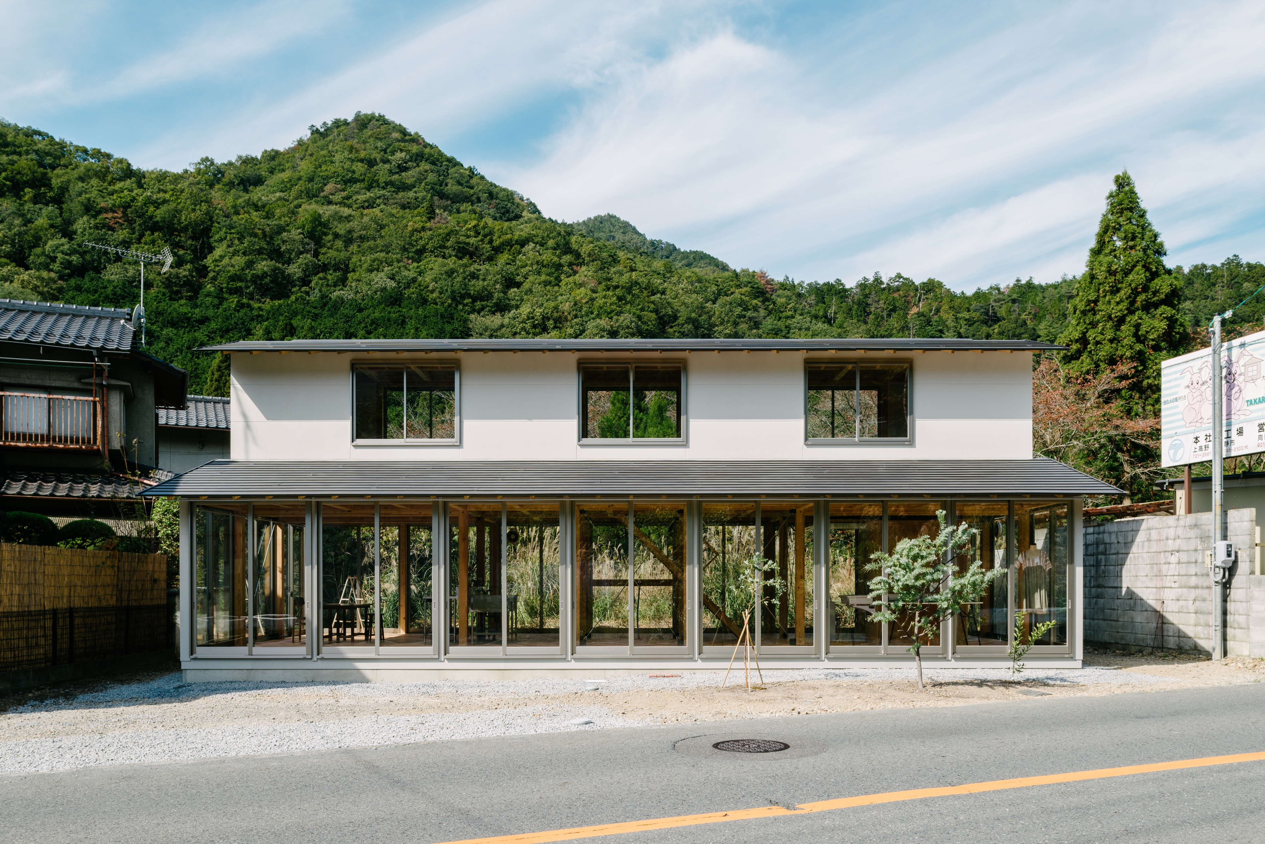 house T / salon T》 《house A / shop B》 / 木村松本建築設計事務所